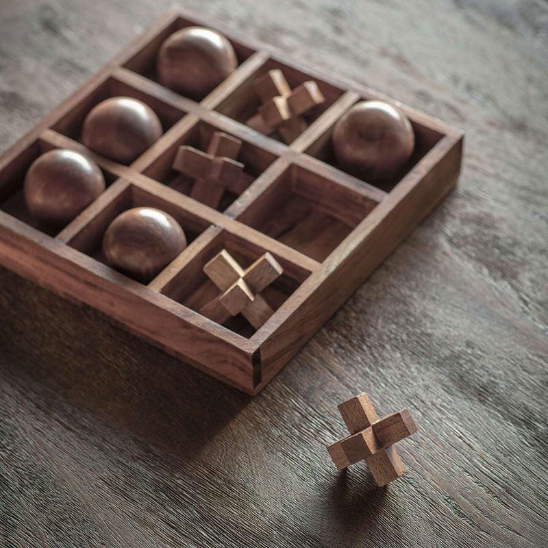 3D Wooden Noughts & Crosses